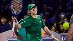 de-minaur-prepares-for-sinner-showdown-at-vienna-open-semifinals