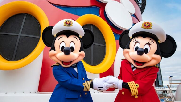 disney-cruise-surprises-families-with-unforgettable-experiences
