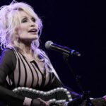 dolly-parton-addresses-health-concerns-i-ain-t-dead-yet-