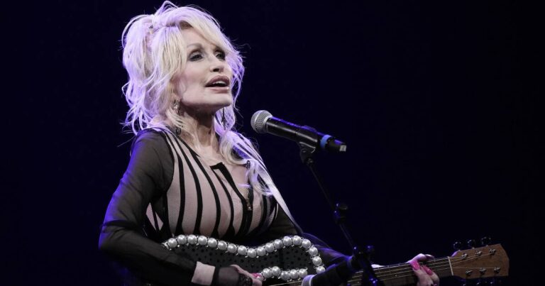 dolly-parton-addresses-health-concerns-i-ain-t-dead-yet-