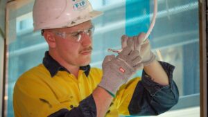electrical-apprentices-face-high-risk-of-electric-shock-on-job