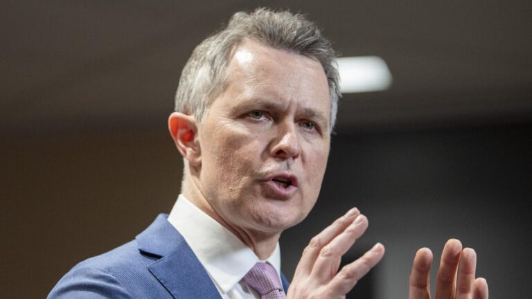 federal-government-slashes-hecs-debt-by-20-starting-now