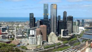 five-teens-arrested-after-father-and-son-stabbed-in-melbourne