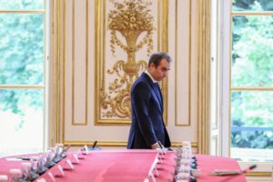french-pm-lecornu-pushes-to-suspend-pensions-reform-amid-crisis