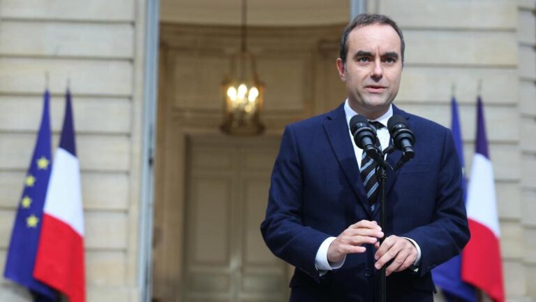 french-pm-lecornu-unveils-new-cabinet-amid-political-turmoil