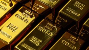 gold-prices-surge-to-record-highs-australians-sell-jewelry-now