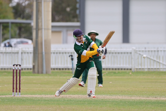 gracemere-surges-to-victory-over-brothers-in-a-grade-clash