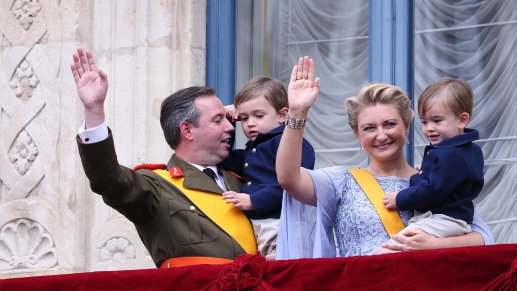 grand-duke-guillaume-ascends-throne-in-urgent-ceremony-today