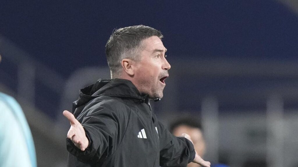 harry-kewell-appointed-manager-of-hanoi-fc-in-urgent-move