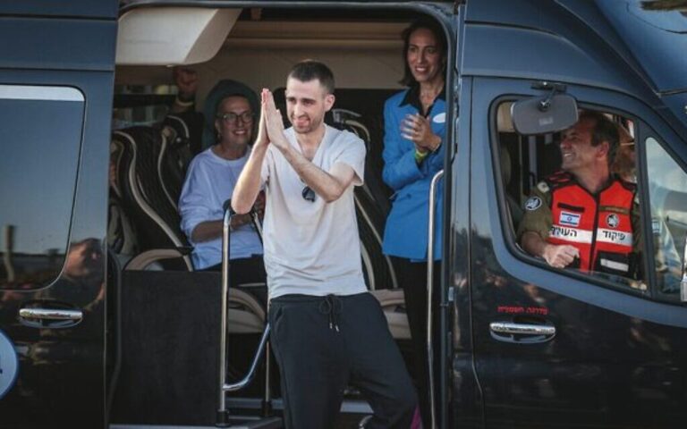 hostages-describe-torture-and-starvation-after-gaza-release