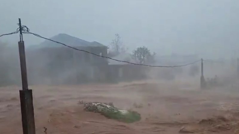 hurricane-melissa-strikes-jamaica-causing-widespread-damage