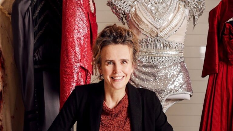 iconic-costumes-unveiled-in-melbourne-s-new-diva-exhibition
