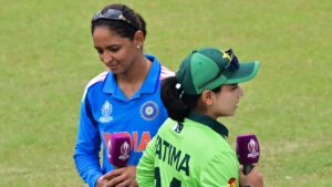 india-and-pakistan-clash-without-handshakes-at-women-s-world-cup
