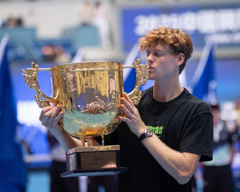 jannik-sinner-secures-21st-title-at-china-open-eyes-shanghai-masters