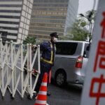 knife-wielding-man-arrested-near-us-embassy-in-tokyo