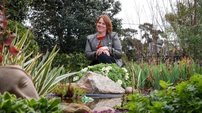 lisa-passmore-s-garden-showcases-urgent-call-for-sustainable-gardening