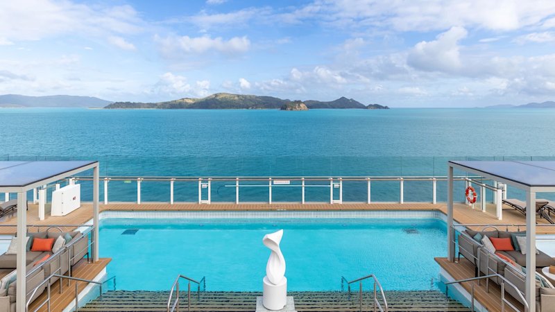 luxury-cruise-ships-set-to-transform-travel-experience-in-2026