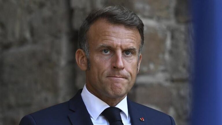 macron-faces-urgent-pressure-to-resign-amid-political-crisis-1