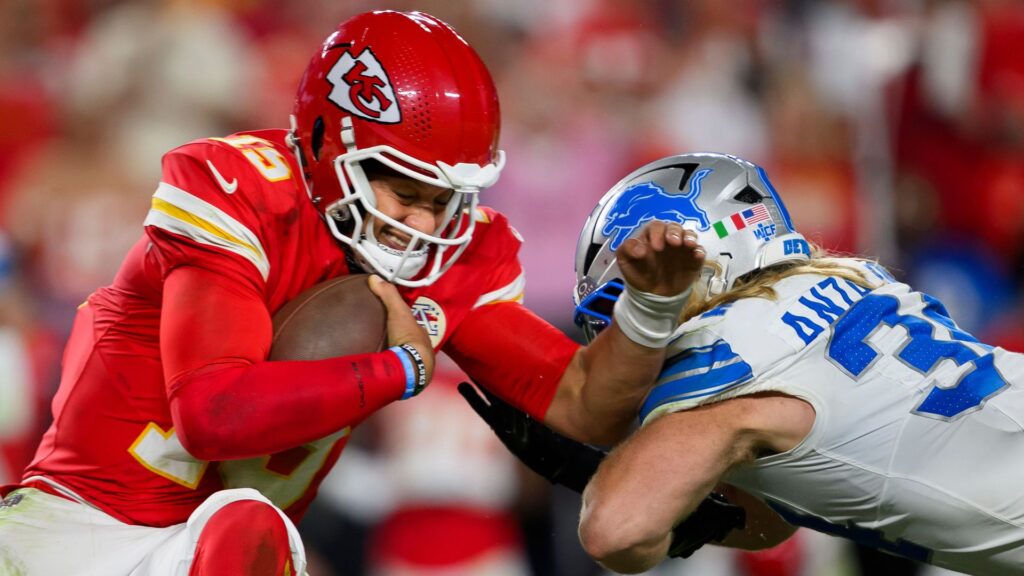mahomes-powers-chiefs-to-victory-over-lions-in-fiery-clash