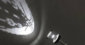 major-award-for-innovative-noctua-lamp-by-cinnamon-lee-just-announced