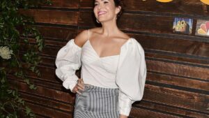mandy-moore-reflects-on-fame-before-social-media-era