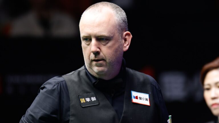 mark-williams-claims-historic-snooker-victory-at-2023-xi-an-grand-prix