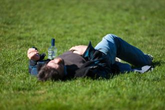 new-study-links-lower-iq-to-higher-alcohol-dependency-risk