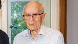 nobel-prize-in-chemistry-awarded-to-groundbreaking-trio-today