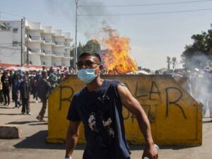 political-turmoil-in-madagascar-deepens-as-rajoelina-dissolves-parliament
