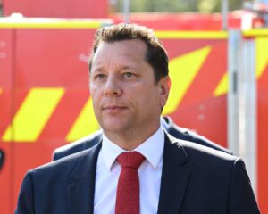 pressure-mounts-on-nsw-minister-to-disclose-planning-advice