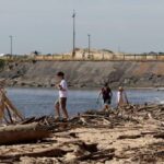 protests-spark-urgent-cleanup-at-horseshoe-beach-amid-safety-concerns