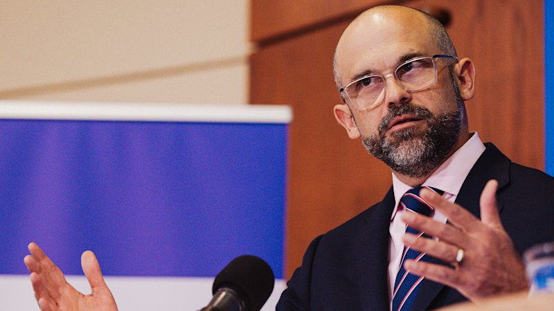queensland-dodges-credit-downgrade-faces-grim-fiscal-future