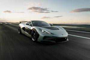 rimac-pursues-full-ownership-of-bugatti-by-acquiring-porsche-stake