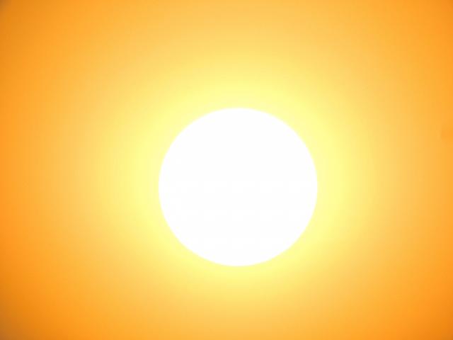 rockhampton-shatters-october-heat-records-residents-urged-to-prepare