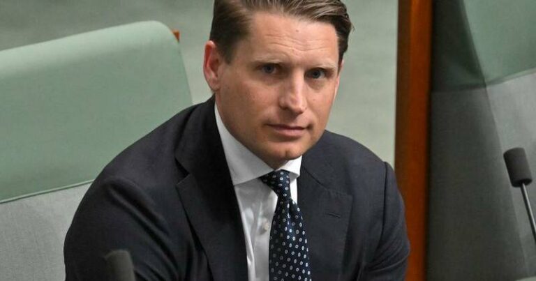 rogue-liberal-mp-andrew-hastie-confirms-he-s-staying-put