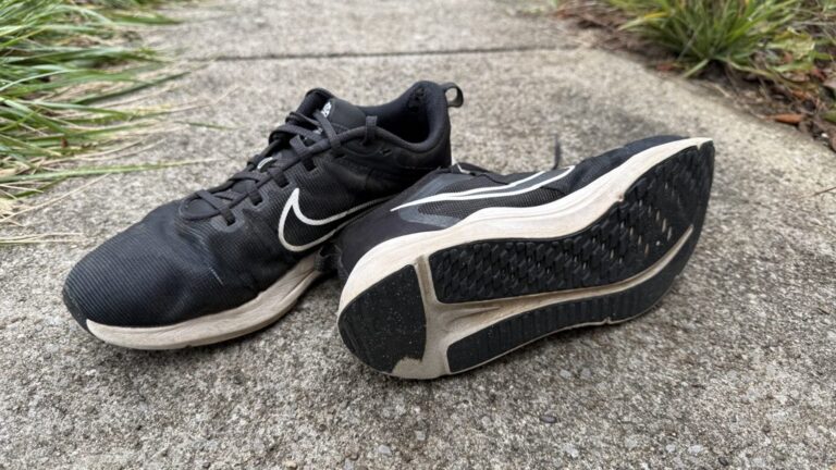 runner-logs-over-1-000-miles-on-cheap-shoes-breaks-norms