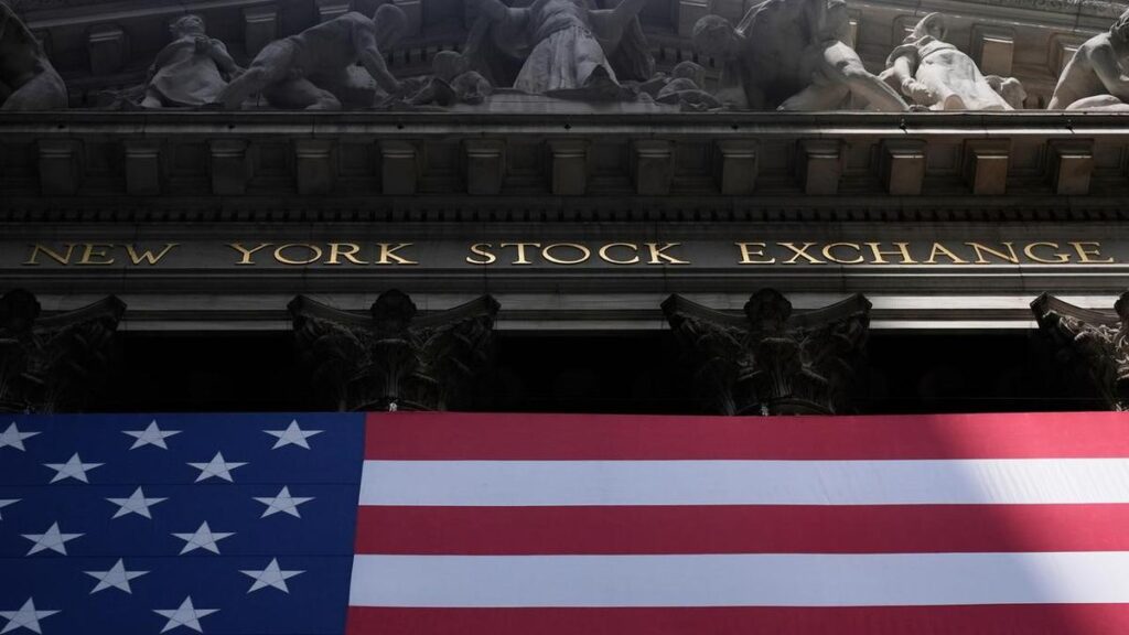 s-p-500-nasdaq-hit-records-as-fed-speeches-loom-today