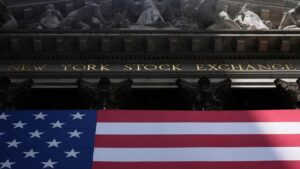 s-p-500-nasdaq-hit-records-as-fed-speeches-loom-today