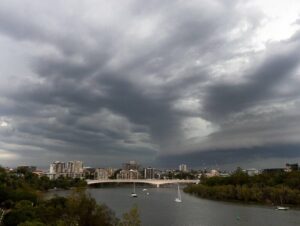 severe-storms-hit-queensland-67-000-homes-left-without-power