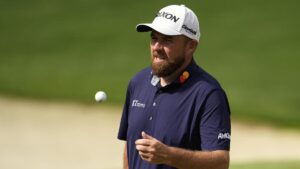 shane-lowry-leads-india-championship-amid-delhi-s-horns
