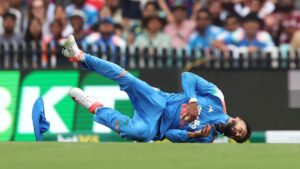 shreyas-iyer-admitted-to-hospital-with-ruptured-spleen-in-sydney