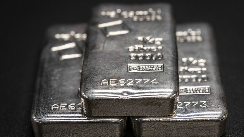 silver-prices-surge-to-highest-levels-since-1980