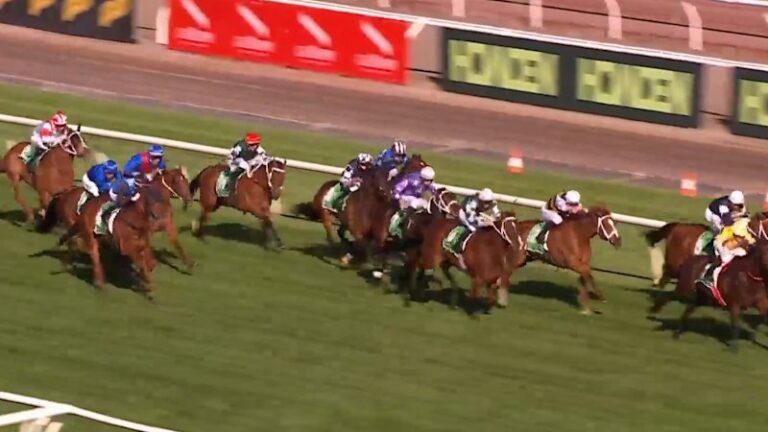 sir-delius-clinches-victory-in-thrilling-turnbull-stakes-finish