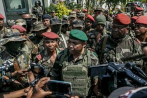 soldiers-join-protesters-in-madagascar-as-tensions-escalate