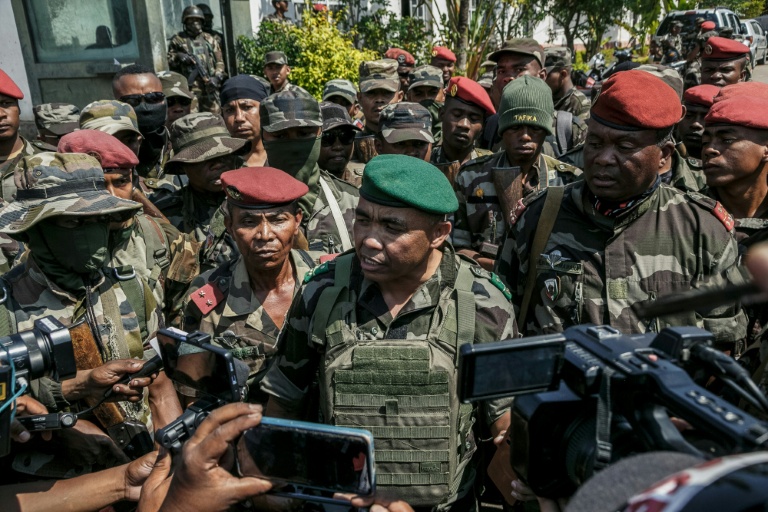 soldiers-join-protesters-in-madagascar-as-tensions-escalate