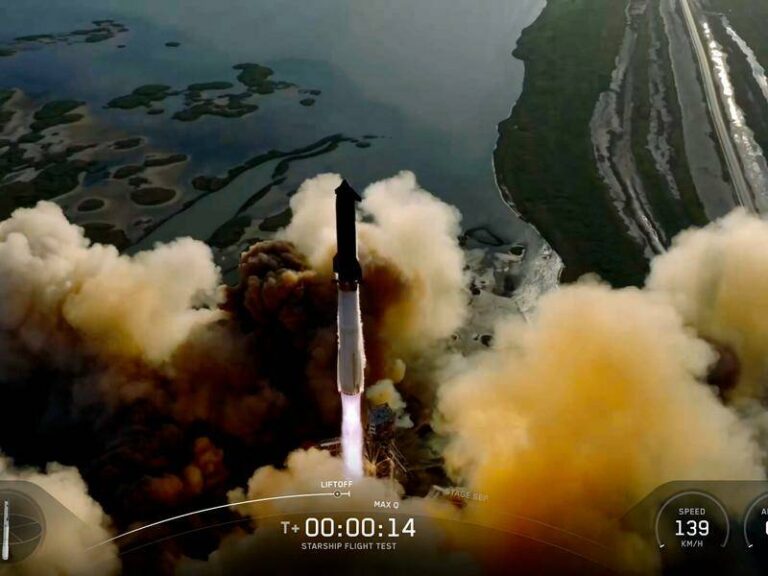 spacex-achieves-milestone-with-11th-starship-test-launch