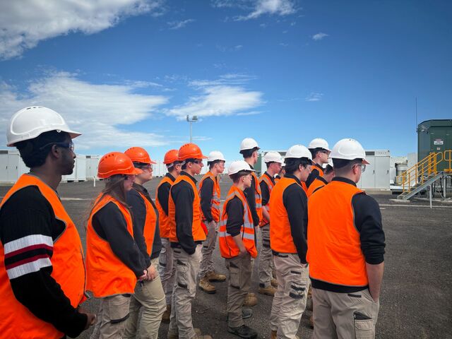students-tour-world-s-largest-battery-discover-renewable-careers