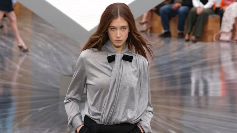 sunday-rose-makes-fashion-debut-at-dior-amid-family-changes