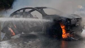 tesla-driver-severely-burned-in-crash-induced-battery-fire