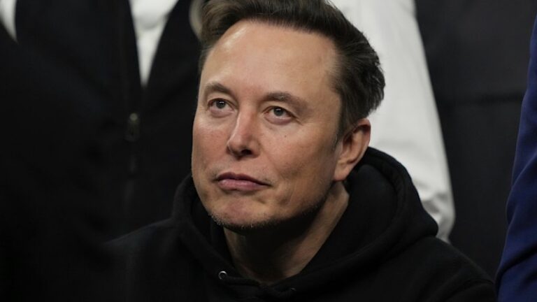 tesla-shareholders-urged-to-reject-musk-s-1-5-trillion-pay-plan